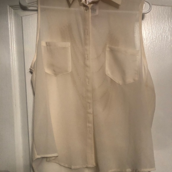 Beige button down blouse with gold chains - Picture 6 of 6